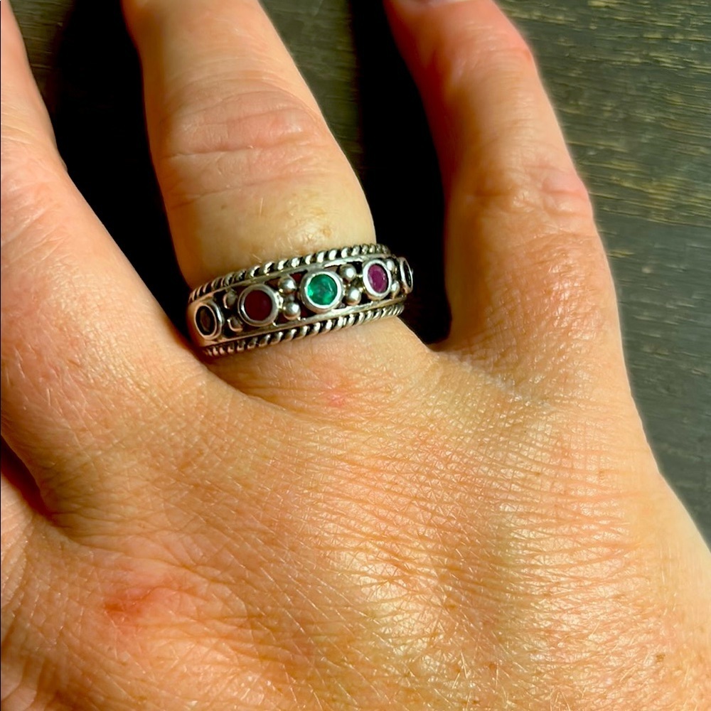 Elegant Sterling 925 Silver‎ Ring with Gem Accents